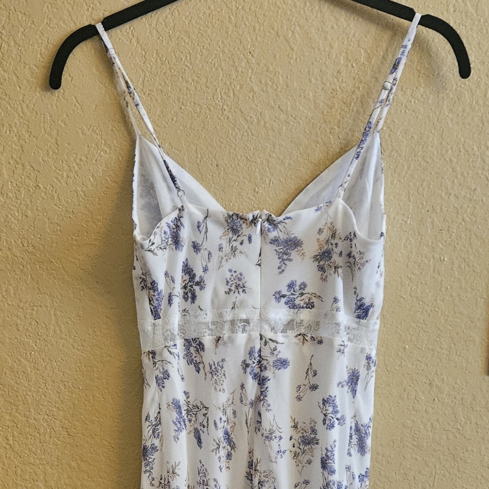 Emory Park Women's White and Purple Dress